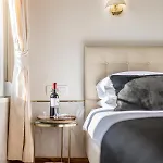Olivia Luxury 3*