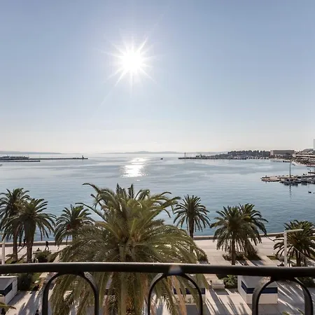 Olivia Luxury 3* Split