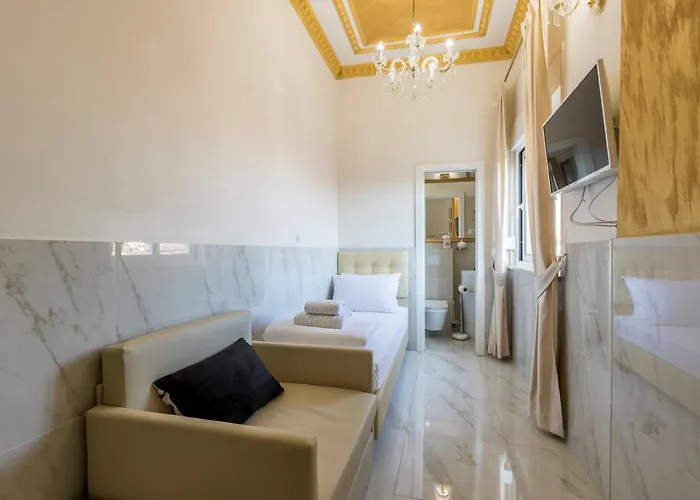 Olivia Luxury Split