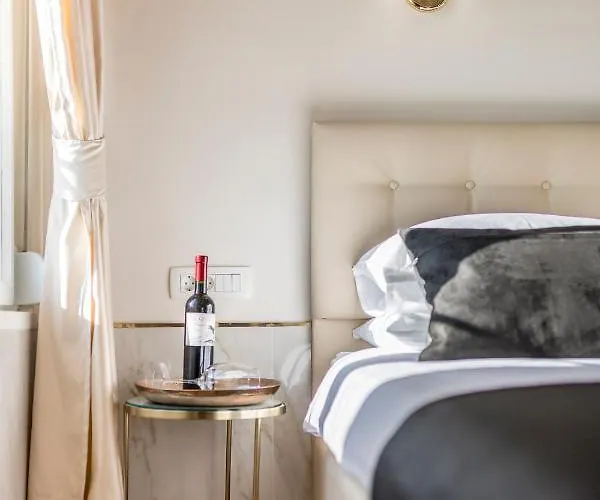 Olivia Luxury 3*
