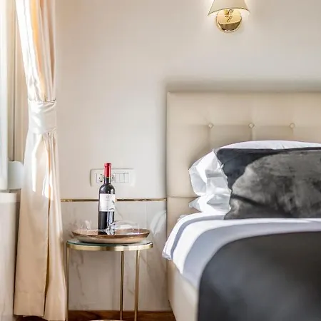 Olivia Luxury 3*